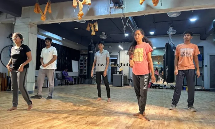 Dancinfeetschool of dance